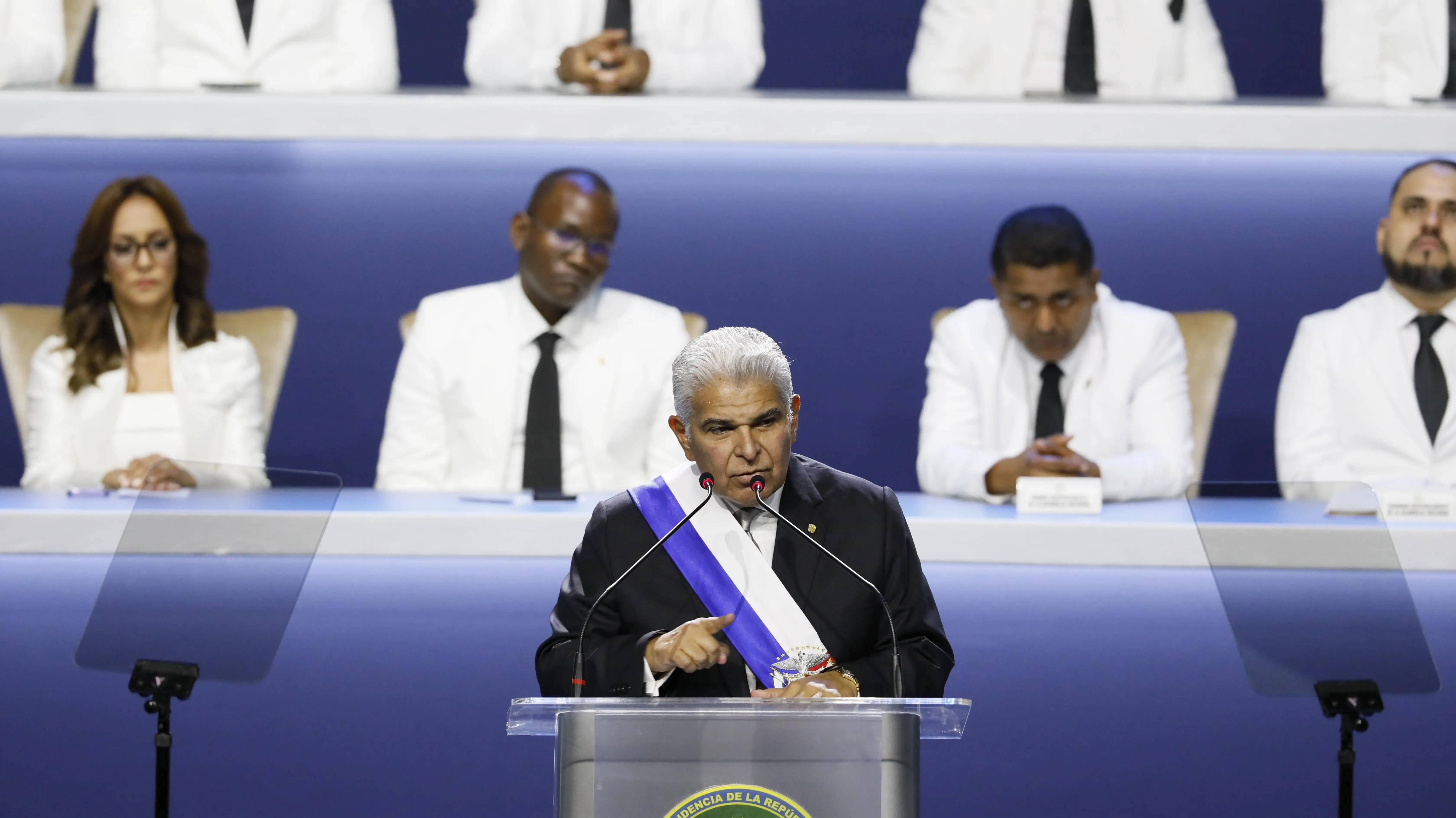 长和宣布引入大陆资本后，不到3天，巴拿马放话：收回港口经营权