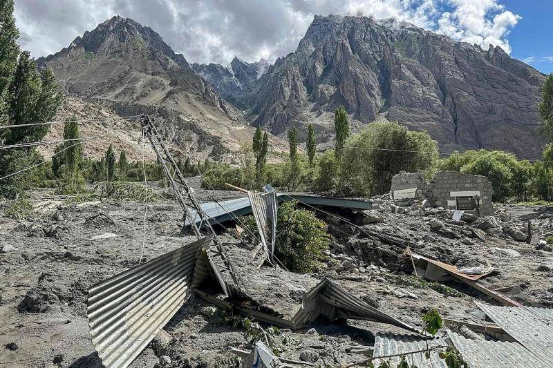 巴基斯坦暴雨成灾 超300人死亡-华闻时空