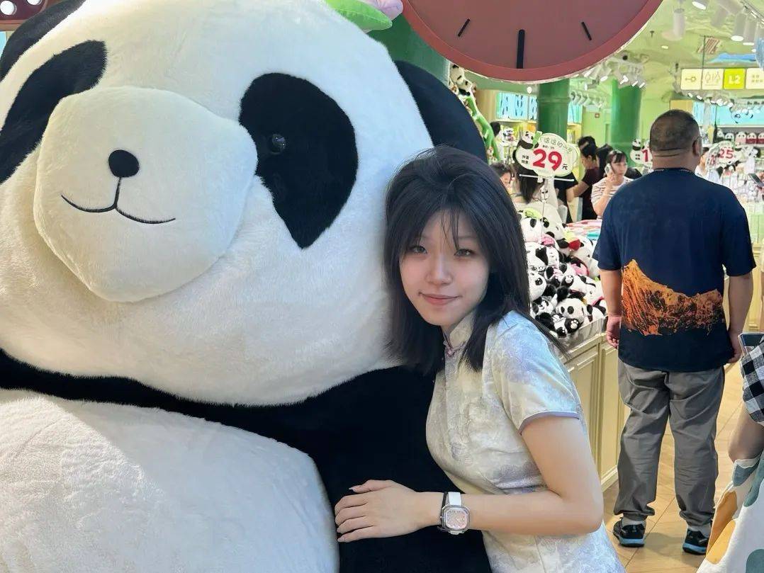 新生故事 | 初见！这场来自中财大的相遇，盛满整个初秋的向往