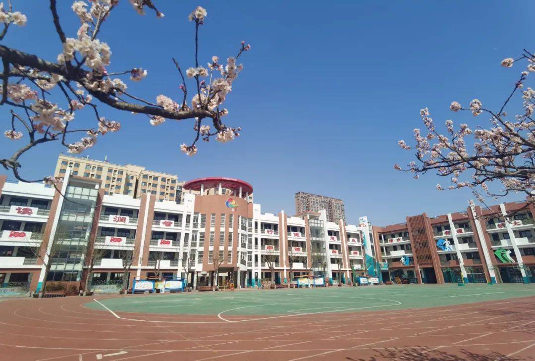 全国文明校园风采展示濮阳市实验小学文明点亮金色童年