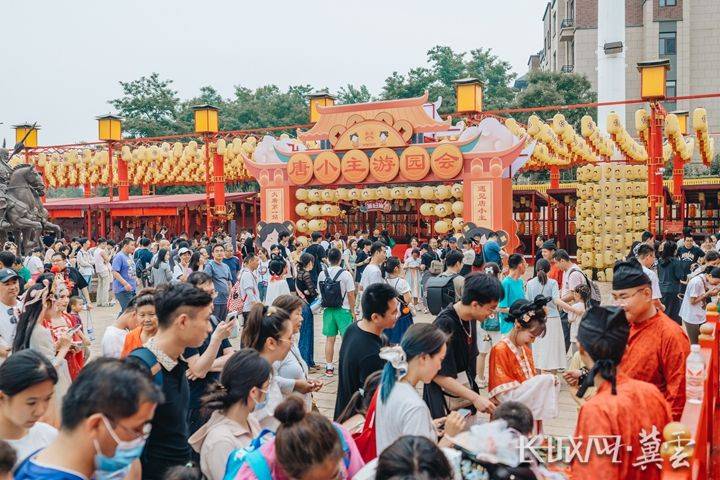 河头老街“大唐百戏节”游客破百万！