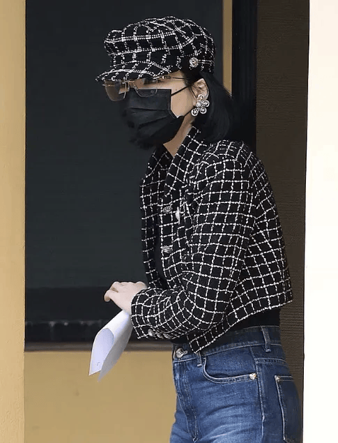 杨兰兰的低调与高调