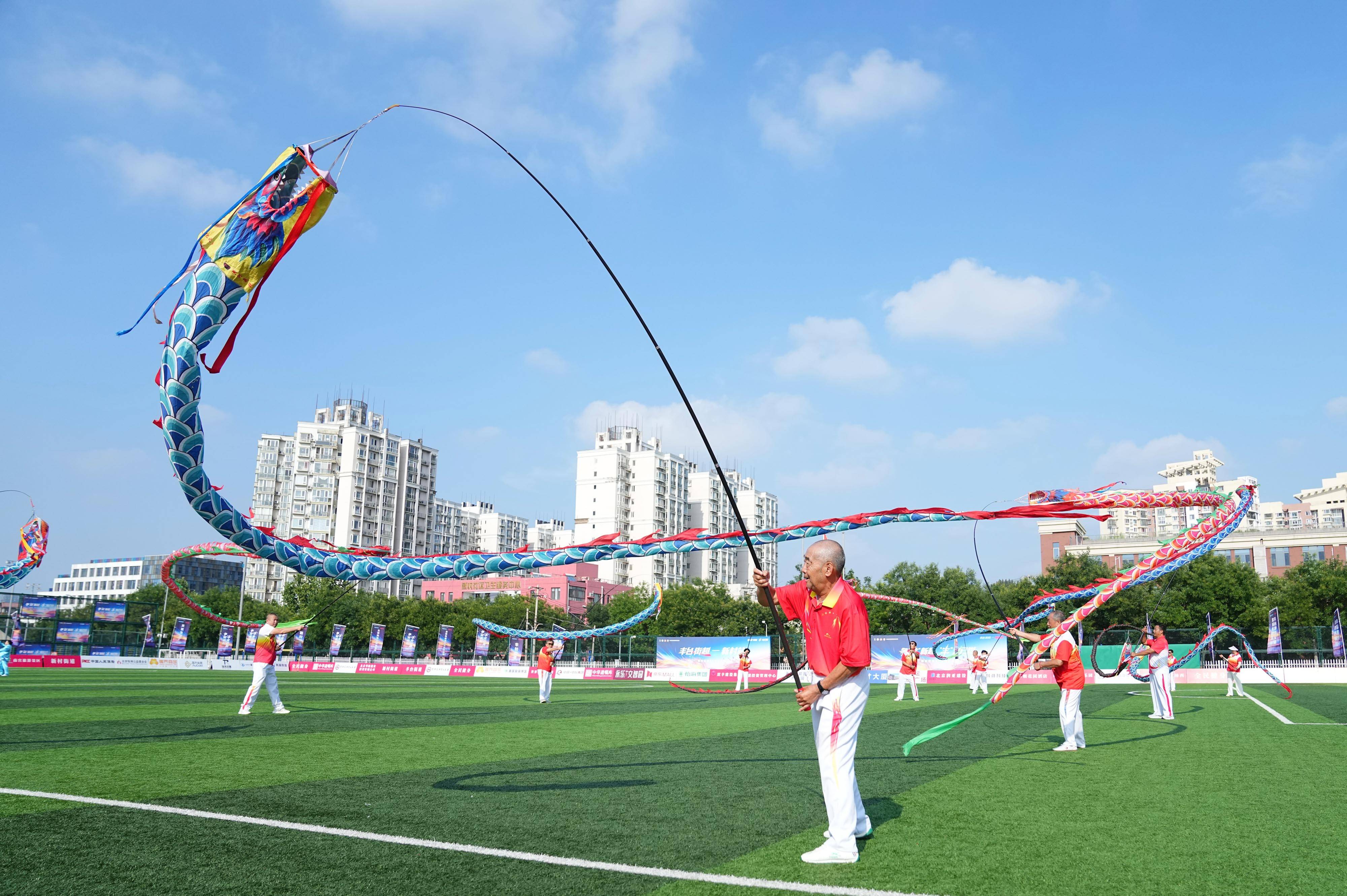 北京丰台“街超”赛场火爆，激活周边商圈消费热情