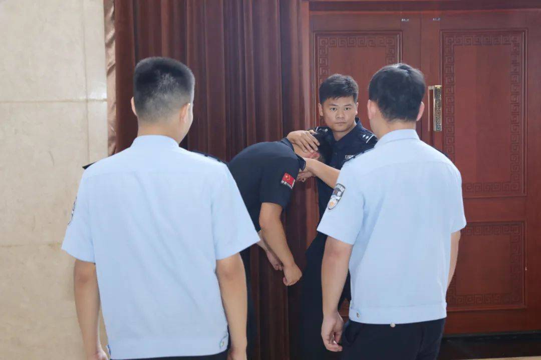 伏去秋来，安全不松 “弦”