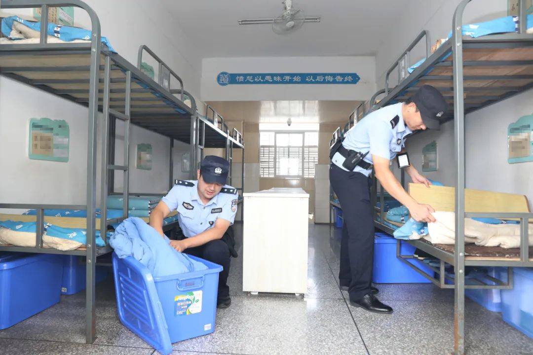 伏去秋来，安全不松 “弦”