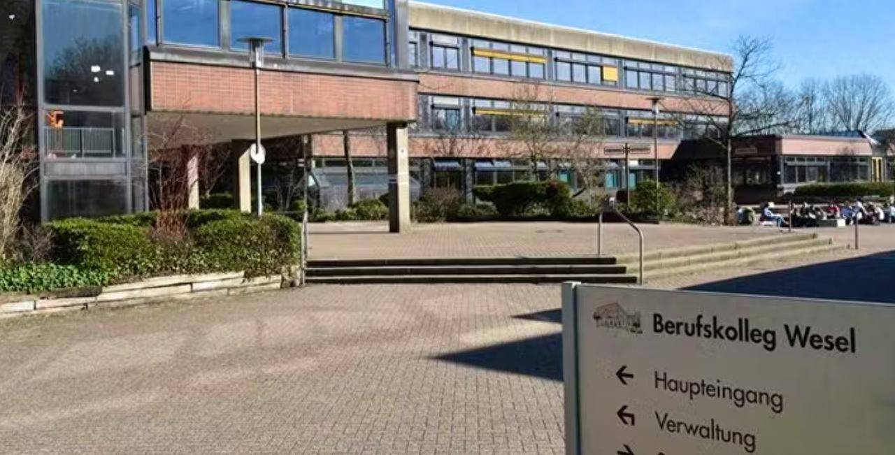 德国女教师16年没上班，百万欧元薪资照领！现任校长竟不知有此人