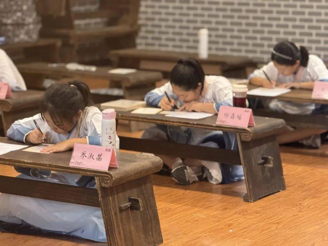 武韵藏筋骨,文欣润少年