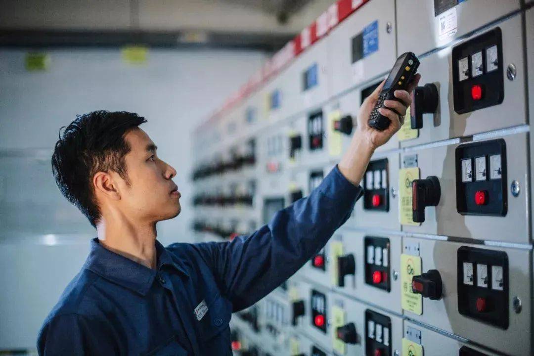 服务器运维：企业数字化转型的关键环节