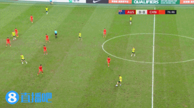 你也想保平？澳大利亚第77分钟在后场来回倒脚，无向前欲望