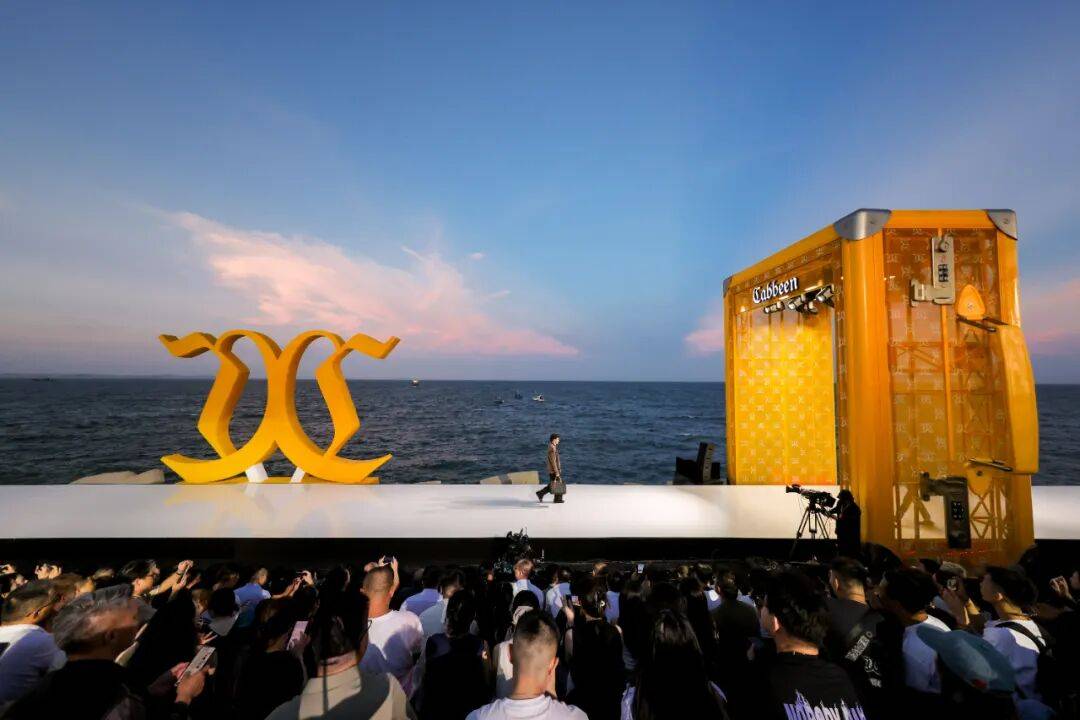 卡宾先生:从"别无选择",到扬帆出海走向世界,他花了30年