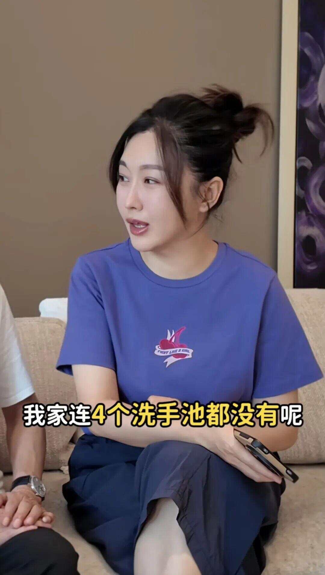 潘长江辟谣移民美国传闻，幽默回应泳池谣言