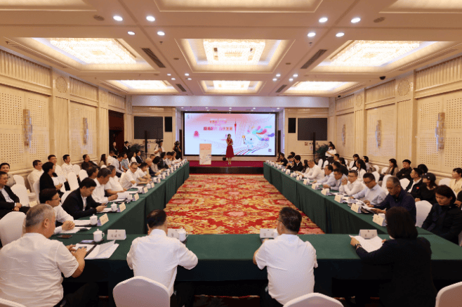 从体育到媒体，广州与长沙组CP话未来