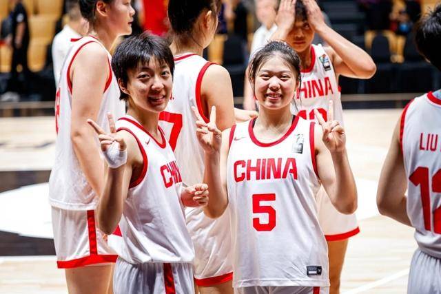 原创             中国U16女篮vs日本前瞻：小组赛狂输21分盼复仇 李沅珊率队冲季军