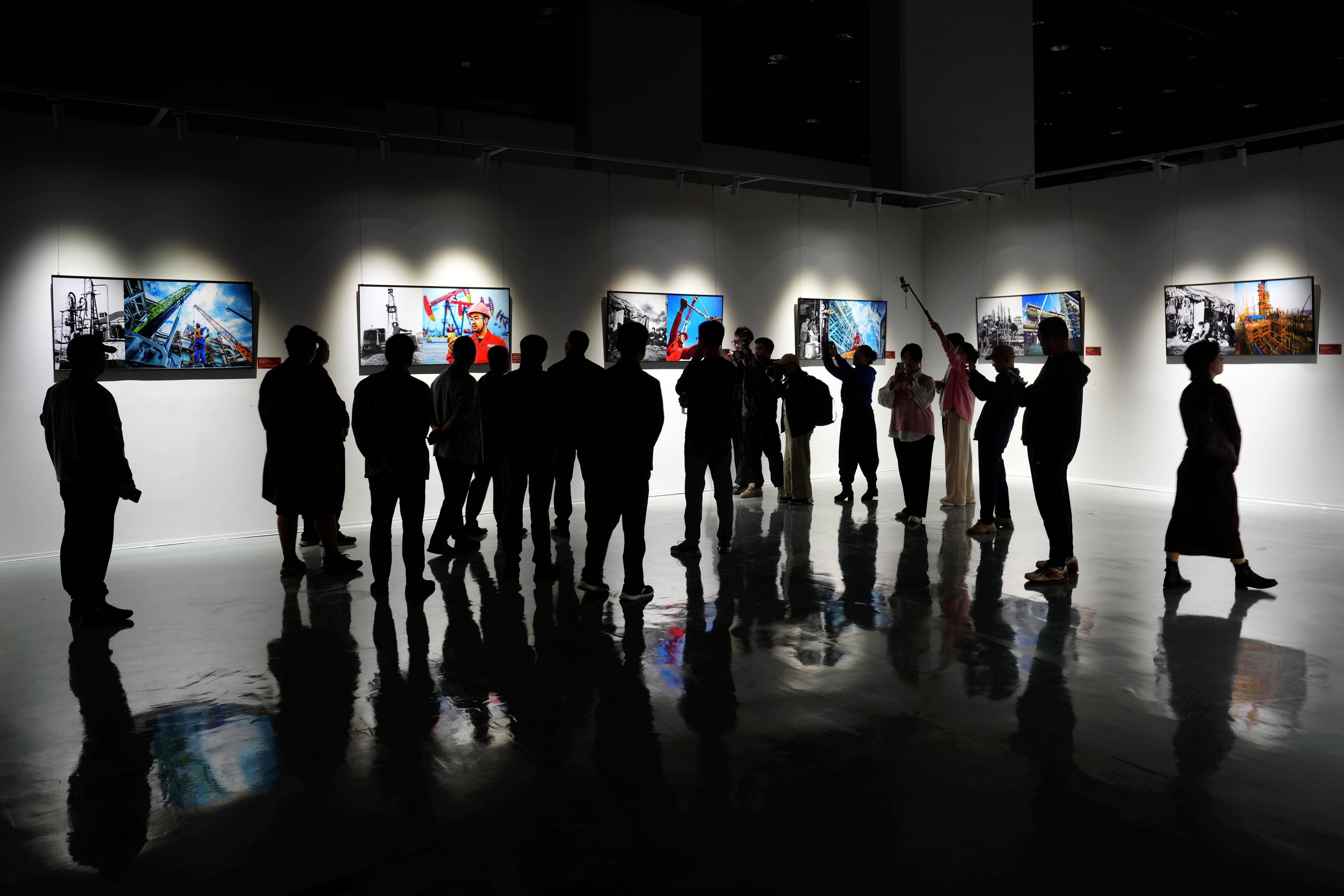 郭新摄影艺术作品展开展