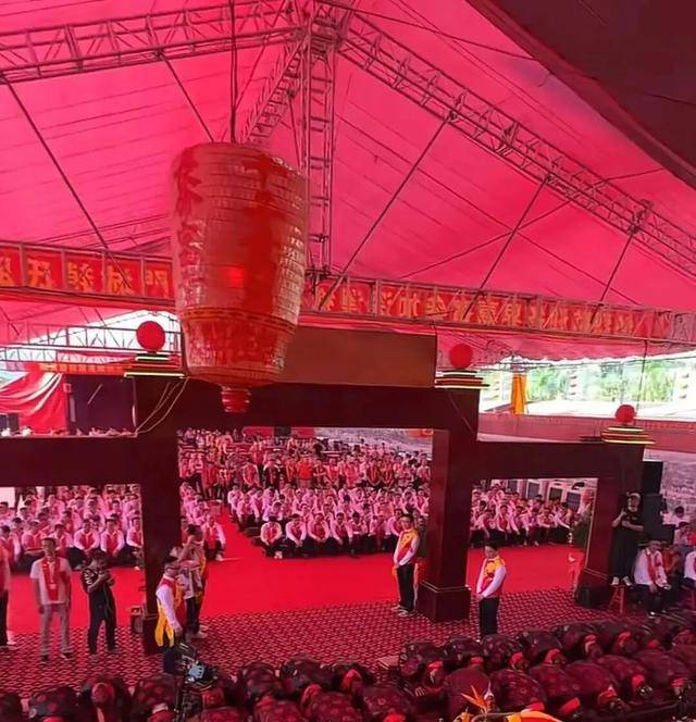 广东两“世仇村”世纪大和解，破除百年不通婚旧约，清末因抢水发生械斗互不来往