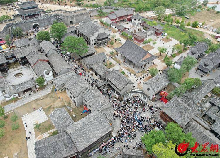 山东沂南：旅游市场火热 沉浸式体验受青睐
