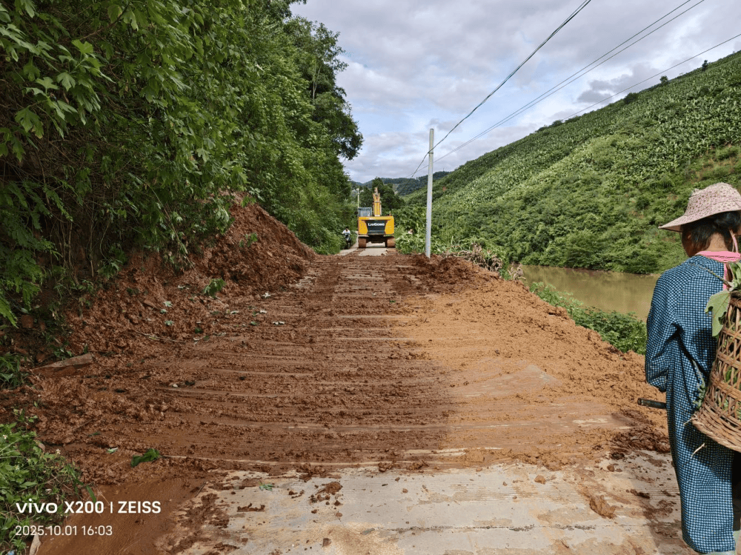 板蚌乡:干群同心,灾后恢复工作有序推进