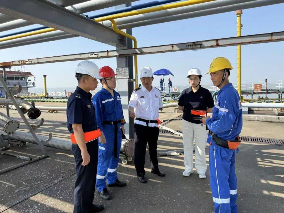 南通海事局圆满完成国庆中秋假期水上交通安全监管任务