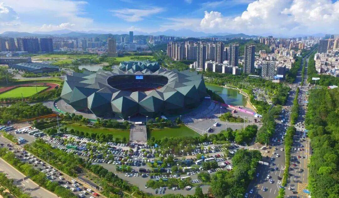 体育新地标镶嵌“山海连城”间