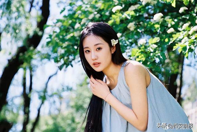 演员荣梓杉被曝恋爱期间出轨打人：女方称确诊中