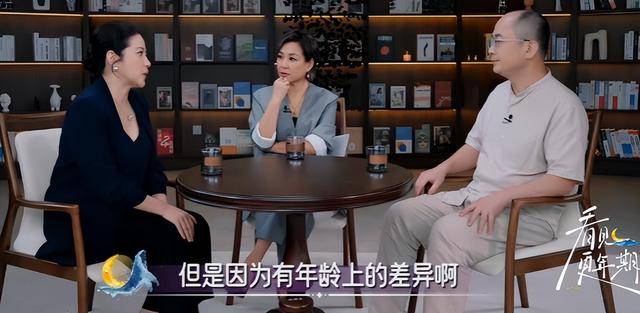52岁颜丙燕自曝已停经！胖了30斤，小20岁男友不在乎，接受丁克