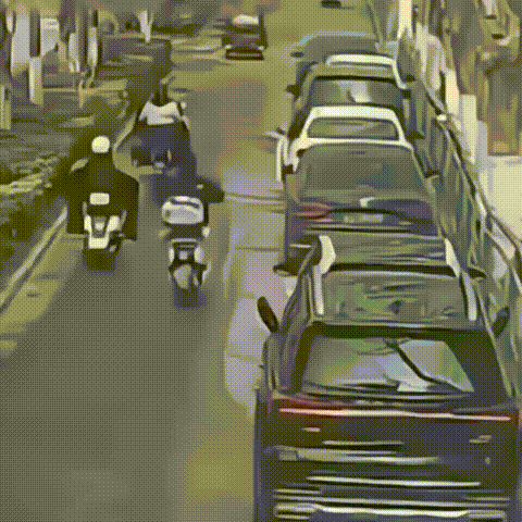 别以为只是乘客的事！“开门杀”司机也要担责