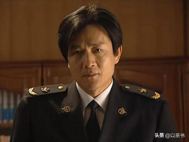 原来他早已去世,15岁演戏44岁走红,47岁患癌离世,哥哥是熟面孔