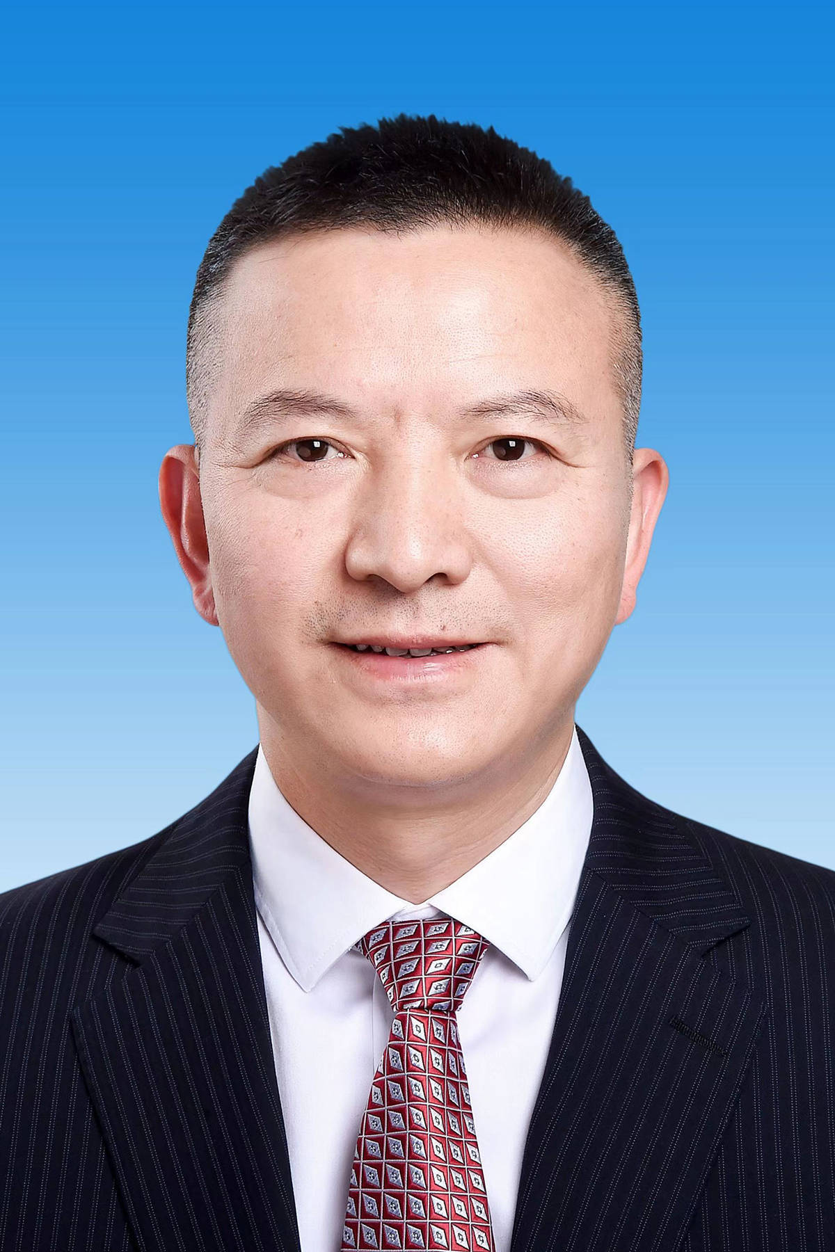 贵阳市常务副市长范辉政拟任新职，曾长期在财政部工作