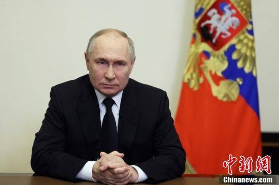 普京宣布导弹“海燕”试验完成，俄方确认“已通报美国” -华闻时空