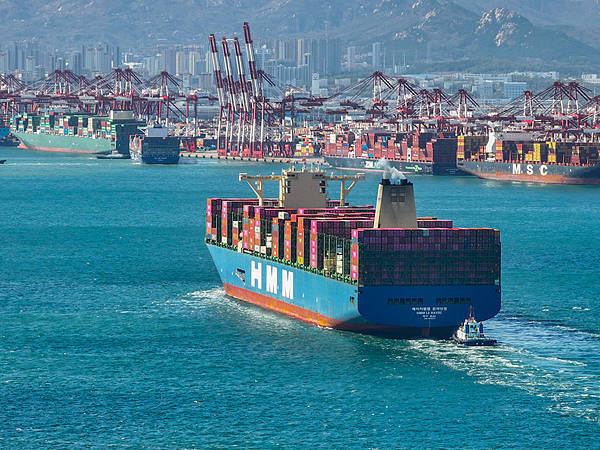 美媒感叹:贸易战?不存在!中国出口巨轮势不可挡