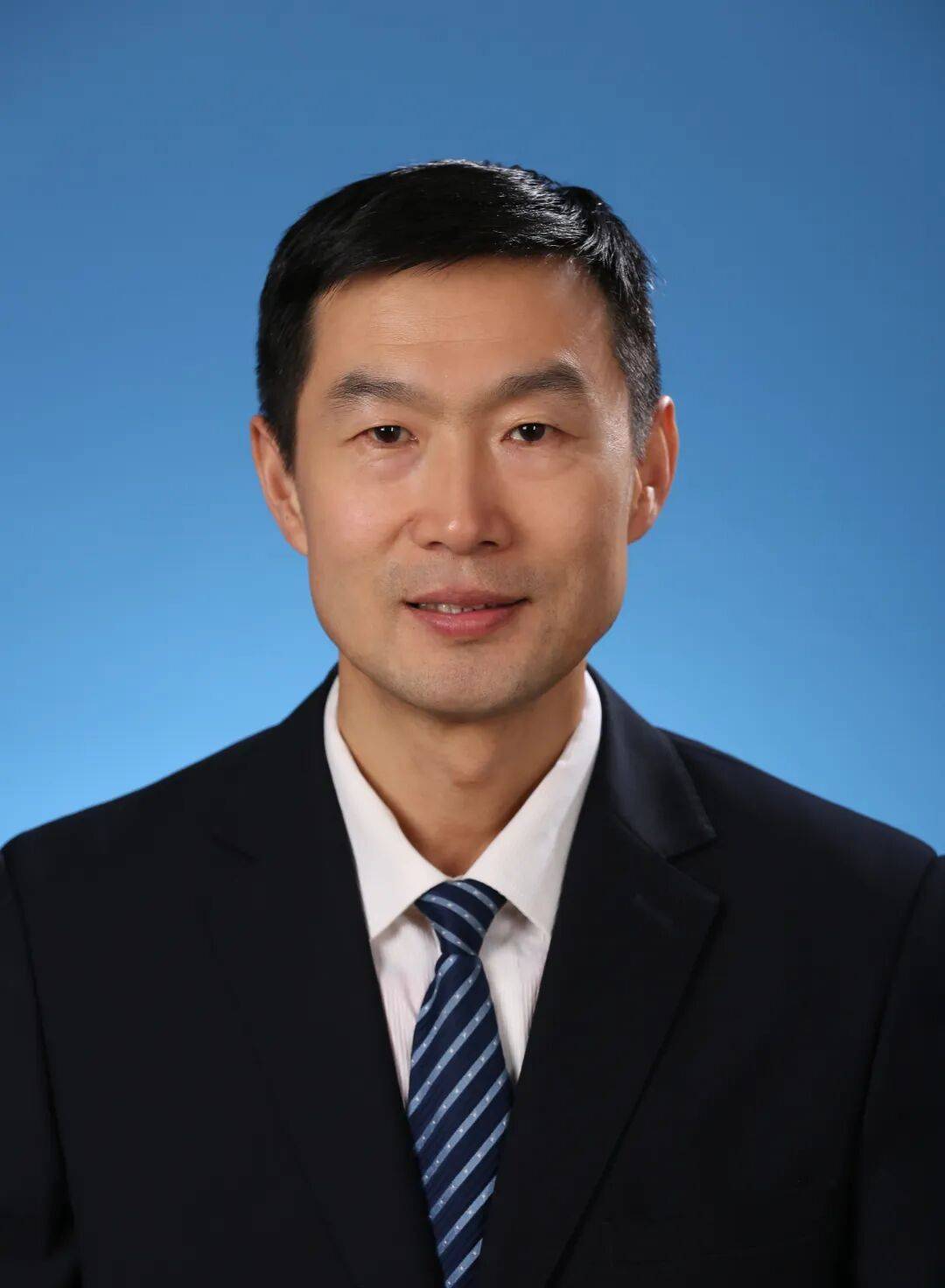 清华大学化学工程系教授 李春qe药经理人a清华大学化学工程系教授
