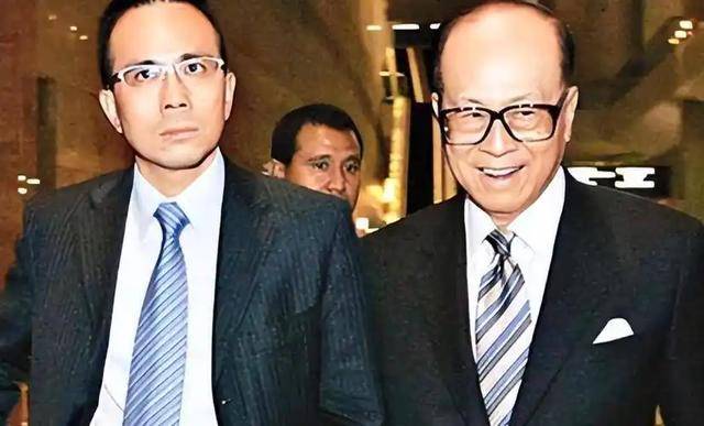 2909亿身家有何用？97岁的李嘉诚无力回天，两个60岁儿子已成心病
