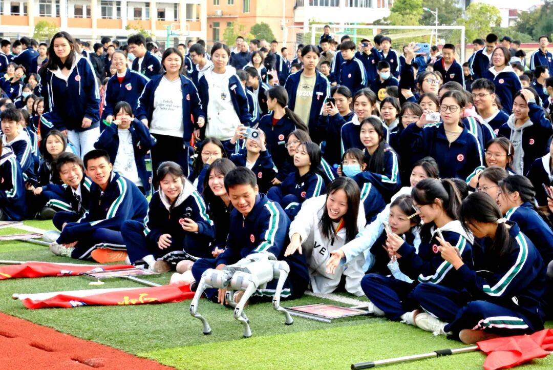 定格热血!莆田十三中第34届田径运动会燃动全场