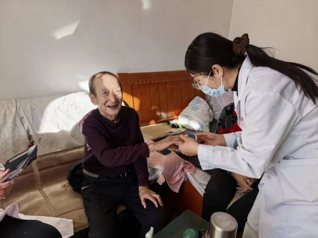 包含北京中醫院幫忙掛號陪同看病慢病隨訪定期跟進，病情始終可控的詞條