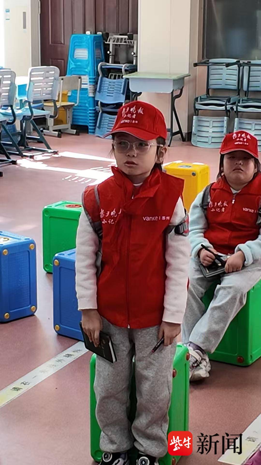 解锁"小记者"技能包!扬子晚报小记者新闻采写课走进平直实验小学校