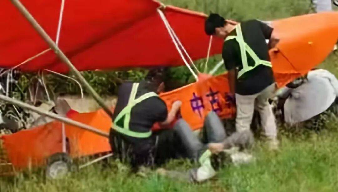 民间神人手搓的“三无飞机”,居然真有人敢买回去自己开