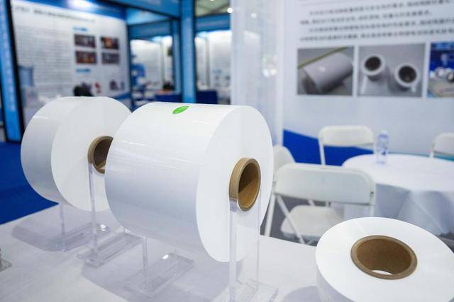 记者手记：新材料何以“抢滩”先进制造新赛道？