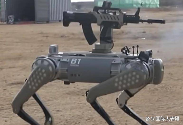 原创 特讯!印度崩了,边境士兵在雪地发抖,中方却派出机器狼?引发国际舆论