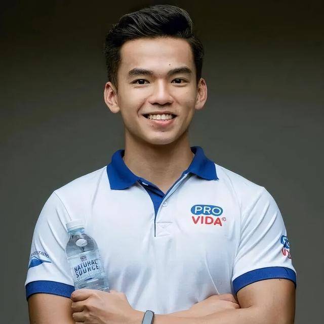 柬埔寨公主大婚堪比时尚盛典,公主曾在中国留学,新郎被视为新一代商业领袖!