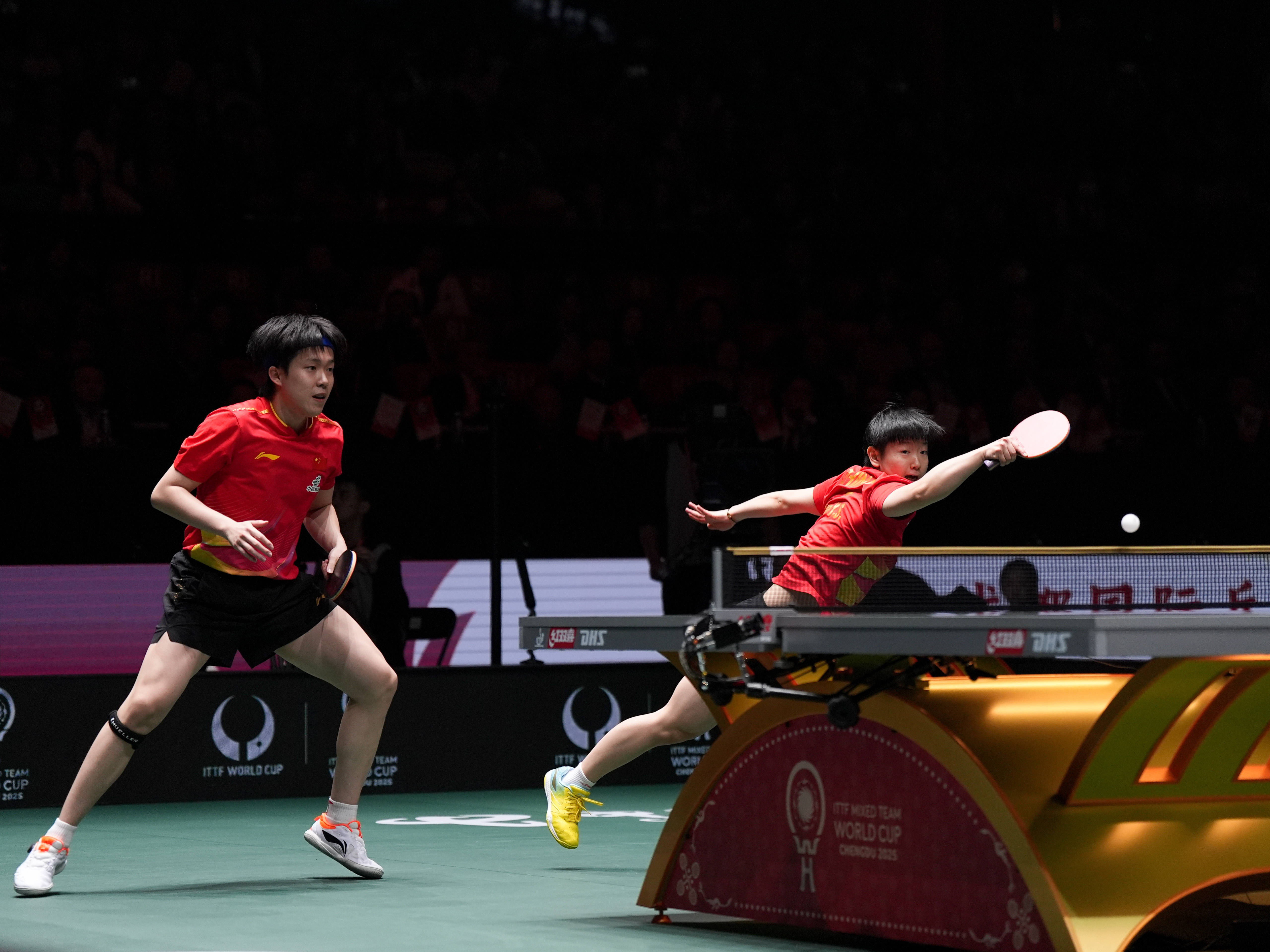 （体育）乒乓球——混合团体世界杯决赛：中国队对阵日本队
