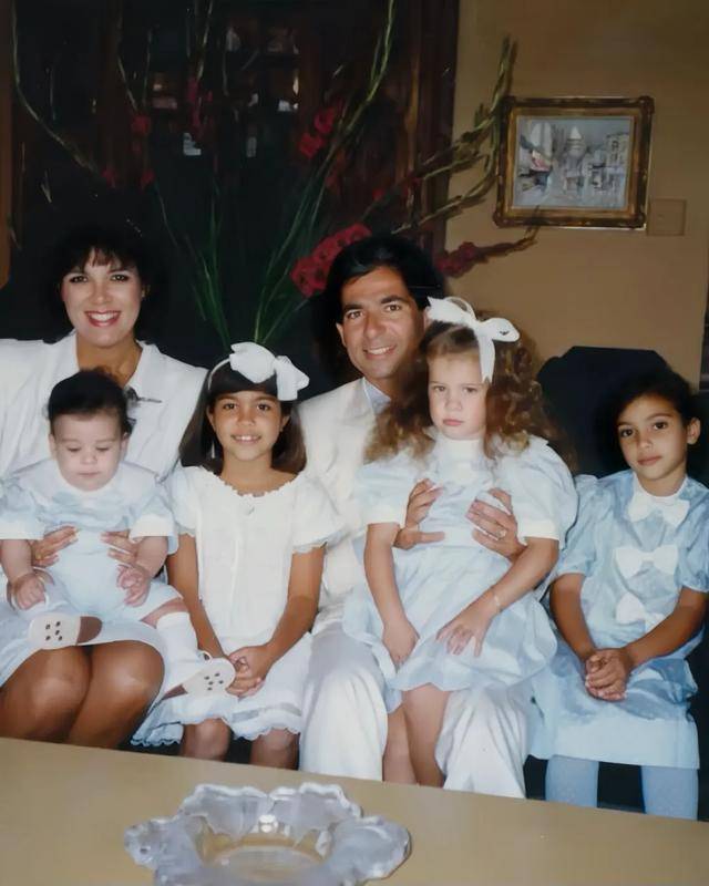 卡戴珊是名律师,就是帮o·j·辛普森打赢命案的那位