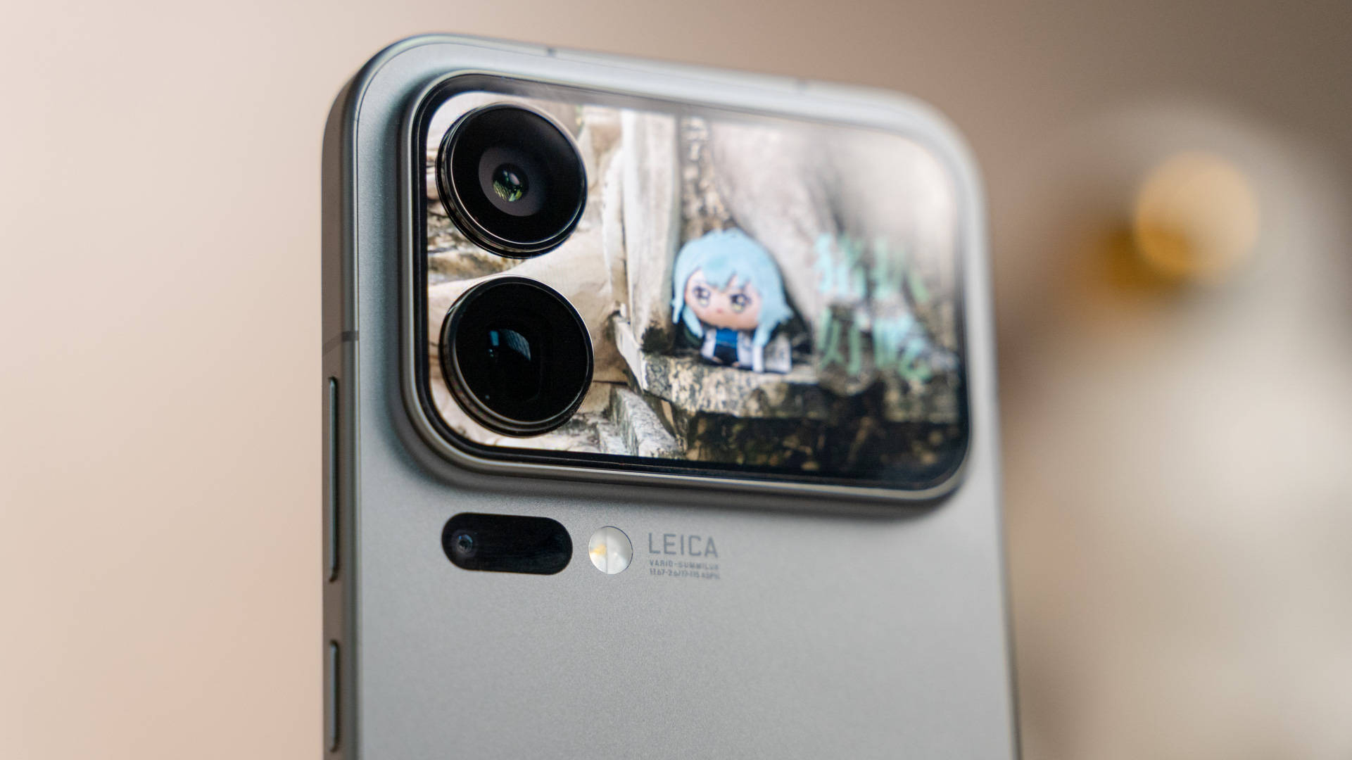 都在做副屏,为何只有小米17大获成功?答案让人意外