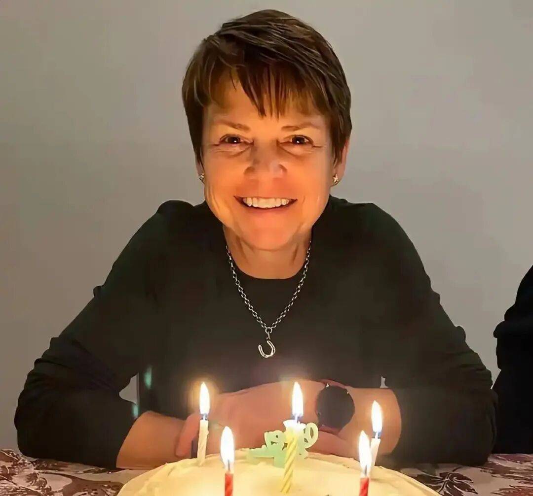 好莱坞女星曼哈顿街头被撞身亡