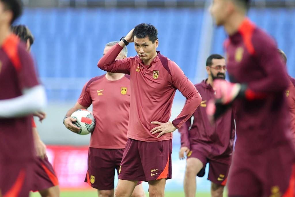 国足年终世界排名创2014年后新低