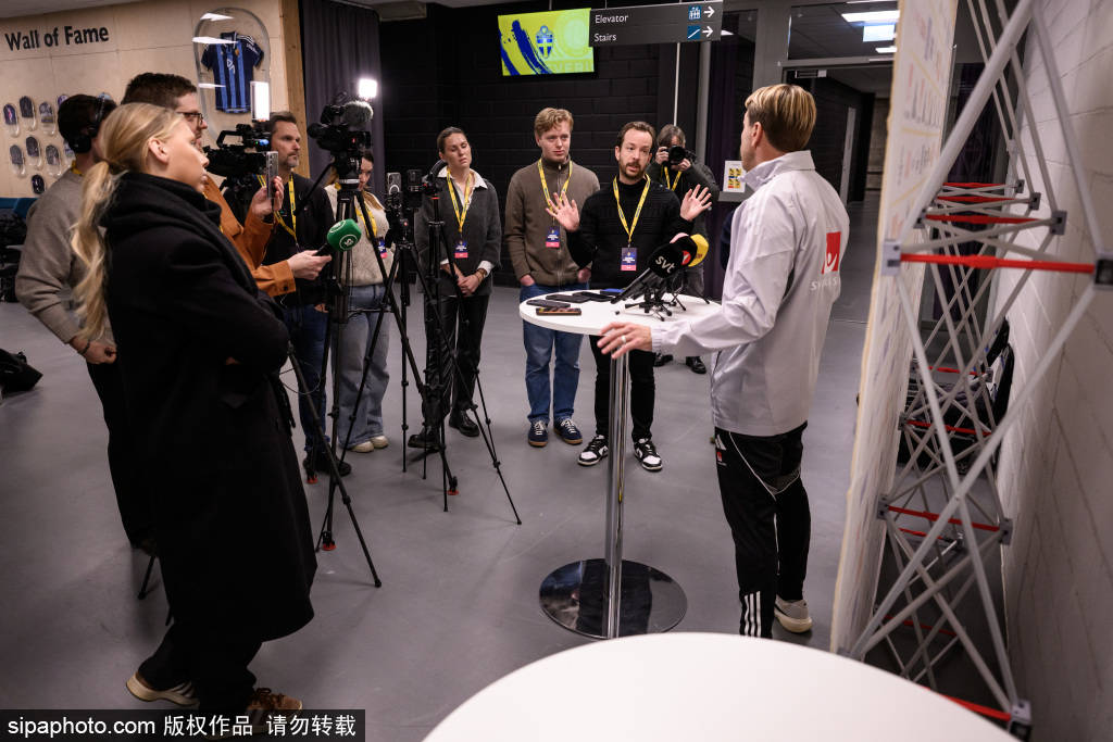 米利西奇继续带队！中国女足新一期名单：王霜领衔，张琳艳在列