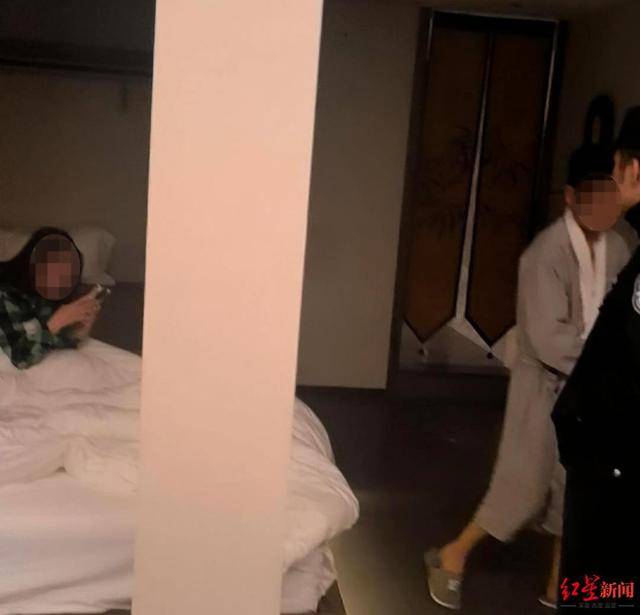 玉溪建设局副局长被前妻举报:称其婚内与异性深夜共处一室(图2)