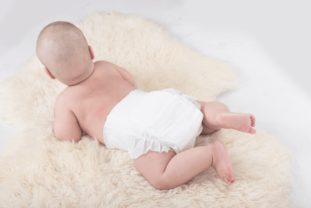 宝宝多练习这个动作,好处多多!