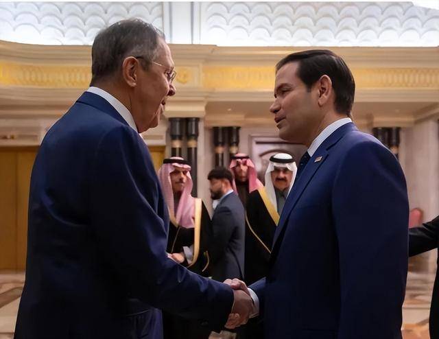 “欧媒：中国都上桌了500年来头一次瓜分世