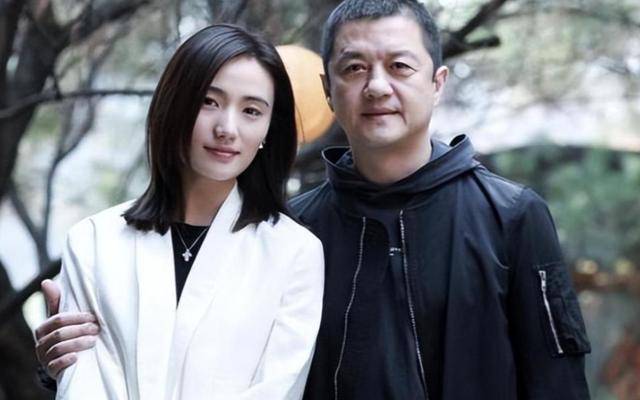 离婚仅两个月，54岁的李亚鹏传来“噩耗”，真让海哈金喜说对了