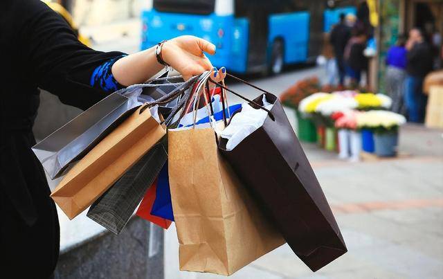 %咋消费者还前赴后继争相购买？几乎全是假货！利润高达2400(图16)